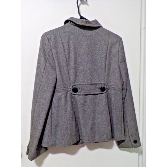 Old Navy Jacket w/Black Buttons 2 Pockets Size Medium - Picture 2 of 4